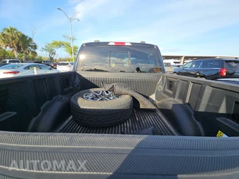 2023 Ford F-150 XLT Crew Cab Short Bed - miniatura 16