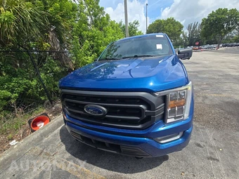 2023 Ford F-150 XLT Crew Cab Short Bed - miniatura 2