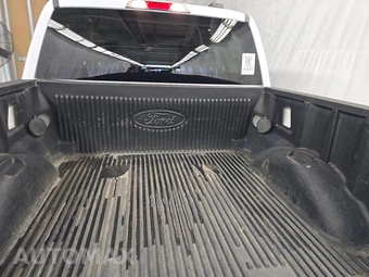 2023 Ford F-150 XLT Crew Cab Short Bed - miniatura 16
