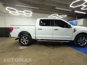 2023 Ford F-150 XLT Crew Cab Short Bed - miniatura 5
