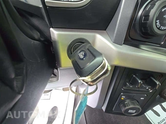 2023 Ford F-150 XLT Crew Cab Short Bed - miniatura 8