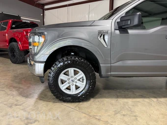 2023 Ford F-150 XLT Crew Cab Short Bed - miniatura 2