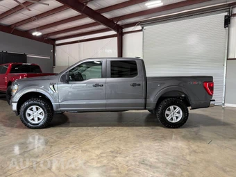 2023 Ford F-150 XLT Crew Cab Short Bed - miniatura 3