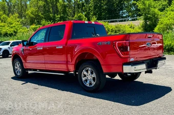 2023 Ford F-150 XLT Crew Cab Short Bed - miniatura 5