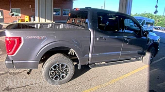 2023 Ford F-150 XLT Crew Cab Short Bed - miniatura 4