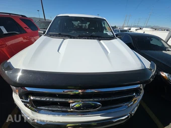 2023 Ford F-150 XLT Crew Cab Short Bed - miniatura 2