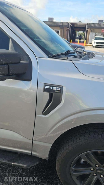 2023 Ford F-150 XLT Crew Cab Short Bed - miniatura 21