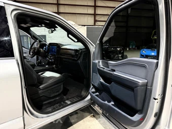 2023 Ford F-150 XLT Crew Cab Short Bed - miniatura 24