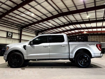 2023 Ford F-150 XLT Crew Cab Short Bed - miniatura 7
