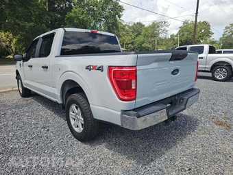 2023 Ford F-150 XLT Crew Cab Short Bed - miniatura 2