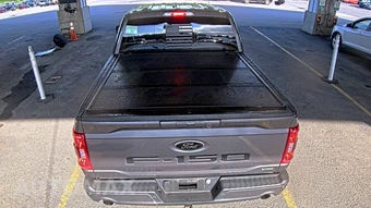2023 Ford F-150 XLT Crew Cab Short Bed - miniatura 5