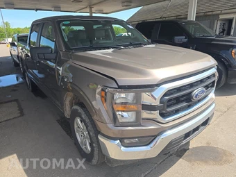 2023 Ford F-150 XLT Crew Cab Short Bed - miniatura 3