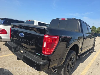 2023 Ford F-150 XLT Crew Cab Short Bed - miniatura 4