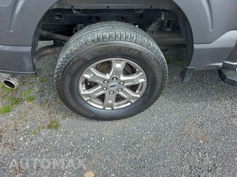 2023 Ford F-150 XLT Crew Cab Short Bed - miniatura 10