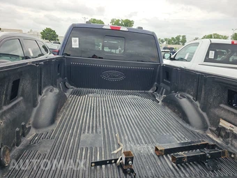 2023 Ford F-150 XLT Extended Cab Medium Bed w/Rear Doors - miniatura 16