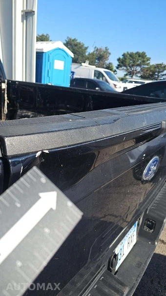 2023 Ford F-150 XLT Extended Cab Medium Bed w/Rear Doors - miniatura 30