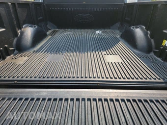 2023 Ford F-150 XLT Extended Cab Medium Bed w/Rear Doors - miniatura 16