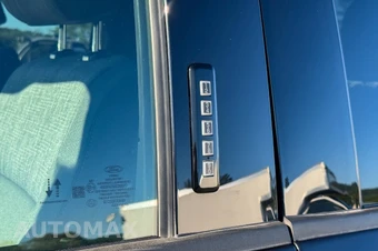 2023 Ford F-150 XLT Extended Cab Medium Bed w/Rear Doors - miniatura 18