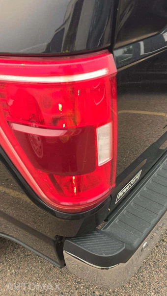 2023 Ford F-150 XLT Extended Cab Medium Bed w/Rear Doors - miniatura 20