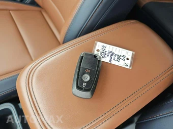 2023 Ford Maverick Lariat Crew Cab Short Bed - miniatura 8