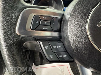 2023 Ford Mustang EcoBoost Coupe - miniatura 14