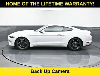 2023 Ford Mustang EcoBoost Coupe - miniatura 4