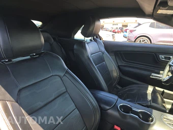 2023 Ford Mustang EcoBoost Premium Convertible - miniatura 8