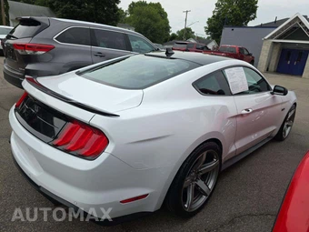 2023 Ford Mustang GT Coupe - miniatura 3