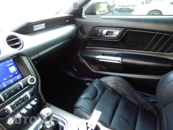 2023 Ford Mustang GT Premium - miniatura 12