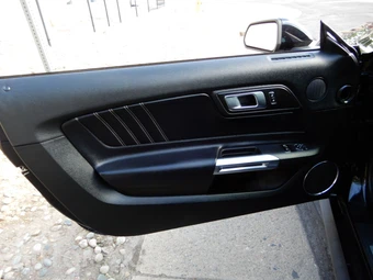 2023 Ford Mustang GT Premium - miniatura 16