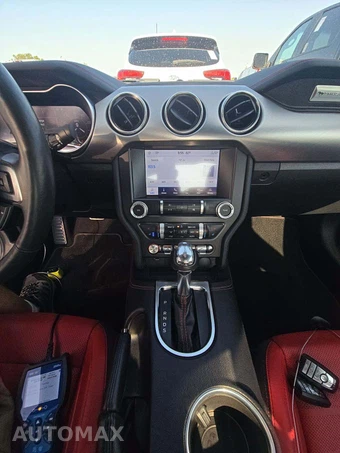 2023 Ford Mustang GT Premium Coupe – miniatura 10