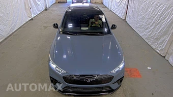 2023 Ford Mustang Mach-E GT - miniatura 2