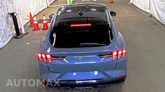 2023 Ford Mustang Mach-E GT - miniatura 5