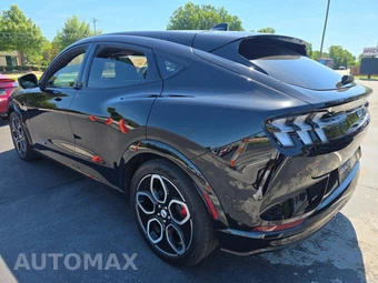 2023 Ford Mustang Mach-E GT – miniatura 2