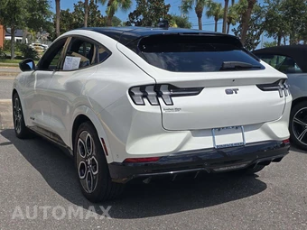2023 Ford Mustang Mach-E GT - miniatura 2