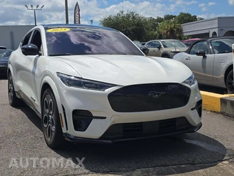 2023 Ford Mustang Mach-E GT - miniatura 4