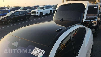 2023 Ford Mustang Mach-E GT - miniatura 14