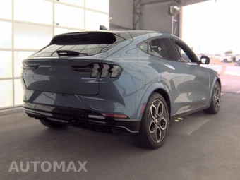 2023 Ford Mustang Mach-E GT - miniatura 4
