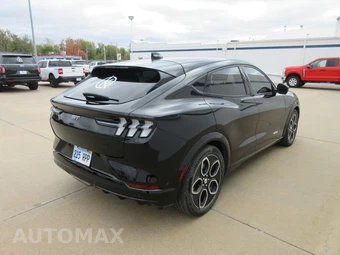 2023 Ford Mustang Mach-E GT - miniatura 3