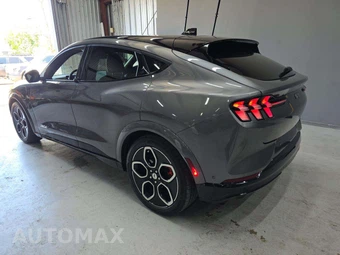2023 Ford Mustang Mach-E GT - miniatura 2