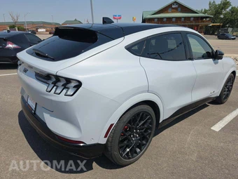 2023 Ford Mustang Mach-E GT Performance Edition - miniatura 3