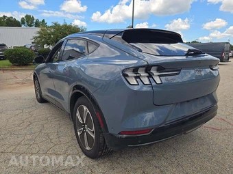 2023 Ford Mustang Mach-E Premium - miniatura 2