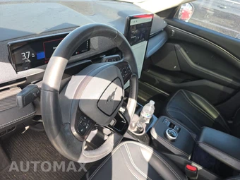 2023 Ford Mustang Mach-E Premium - miniatura 10