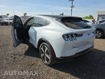 2023 Ford Mustang Mach-E Premium - miniatura 2