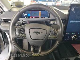 2023 Ford Mustang Mach-E Premium - miniatura 10