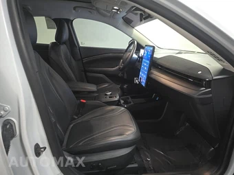2023 Ford Mustang Mach-E Premium - miniatura 8