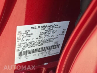 2023 Ford Mustang Mach-E Premium - miniatura 10