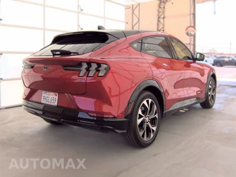 2023 Ford Mustang Mach-E Premium - miniatura 4