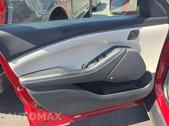 2023 Ford Mustang Mach-E Premium - miniatura 9