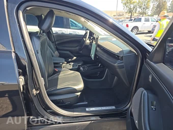 2023 Ford Mustang Mach-E Premium - miniatura 33